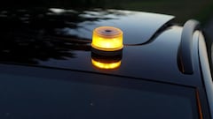 Estas son las balizas V16 que sí cumplen la normativa de la DGT (y son de Amazon)