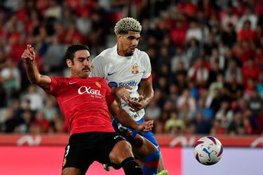 2-1. Saca en largo el portero bermellón, Pedrag  Rakjovic, peina Vedat Muriqui, recoge Abdón Prats en carrera y entre Ronald Araujo y Marc-André ter Stegen mete el prie y manda el balón al fondo de la portería del Barcelona.