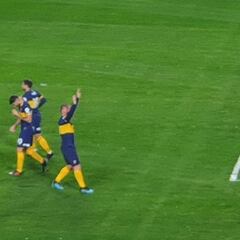 ¡Debut soñado para De Rossi! Gol de cabeza para abrir el partido