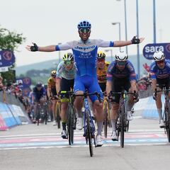 Resumen y resultado del Giro de Italia, etapa 3: Vasto - Melfi