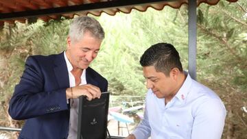 Gil Mar¨ªn sacar¨¢ adelante su proyecto de Ciudad Deportiva en M¨¦xico.