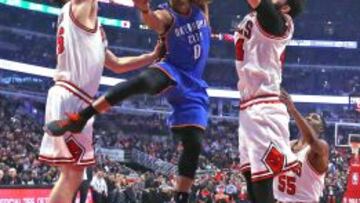 Mirotic y Gasol, decisivos para superar a Westbrook e Ibaka