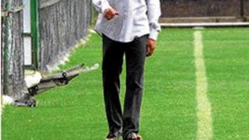 <B>OFERTÓN.</B> El Leeds quiere fichar a Raúl Bravo y ofrece entre 8 y 10 millones de euros por él.