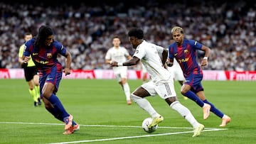 26/10/25 PARTIDO PRIMERA DIVISION
REAL MADRID - BARCELONA
JULES KOUNDE VINICIUS JR LAMINE YAMAL