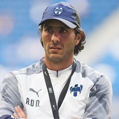 Aldo de Nigris tendría su debut como DT de Rayados