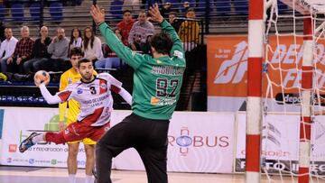 El Logroño escala a la tercera plaza y distancia al Huesca