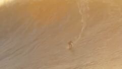 La bomba de Laura Crane en Nazaré: jugando con el récord