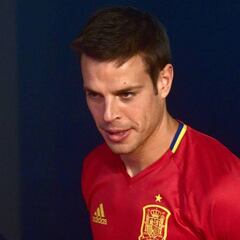 El Barcelona se pone en contacto con César Azpilicueta