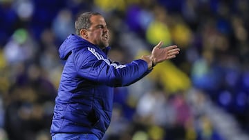 Andre Soares Jardine head coach of America during the 12th round match between America and Santos as part of the Liga BBVA MX, Torneo Apertura 2025 at Ciudad de los Deportes Stadium, on October 04, 2025 in Mexico City, Mexi