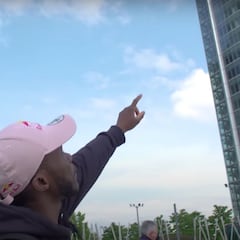 Courage Adams muestra las oficinas de Red Bull España