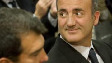 El compañero de pupitre que se quedó a medias