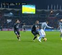 Finta y túnel: la espectacular jugada de Benzema ante Celta