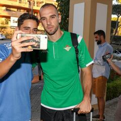 Fin del culebrón Pau López: acuerdo entre el Betis y el Roma