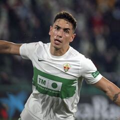 Eze Ponce emerge entre las dudas