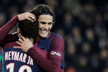 Emery on Neymar's late nights: "It's normal; he's young"