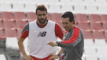 Emery, con Iborra.