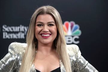 Kelly Clarkson hosted the Billboard Awards for the third year in a row.