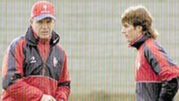 <B>GUERRERO MEXICANO</B>. Aguirre ha mimado a Seguro durante la semana y hoy podría debutar.