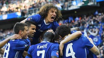 Los jugadores del Chelsea celebran la victoria.