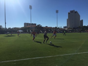 Bayer vs. Estudiantes.