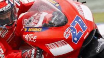 <b>NO BAJA EL RITMO.</b> El australiano quiere el título y no pierde competitividad ni en los entrenamientos.