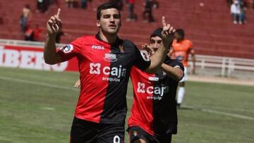 Huachipato se refuerza con goleador argentino de Junior