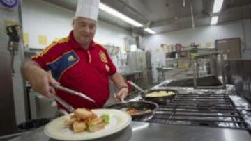 Javier Arbizu, cocinero de la Selecci&oacute;n Espa&ntilde;ola de F&uacute;tbol. 