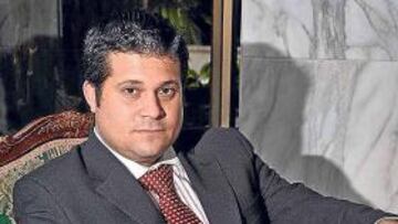 <b>REUNIÓN. </b>Javier Martí Asensio intentará llegar hoy a un acuerdo con Alemany sobre la deuda.