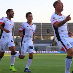 Lobos BUAP vence a Santos Laguna en el cierre de la J1