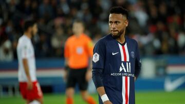 Soccer Football - Ligue 1 - Paris St Germain v Stade de Reims - Parc des Princes, Paris, France - September 25, 2019  Paris St Germain&#039;s Neymar  REUTERS/Philippe Wojazer