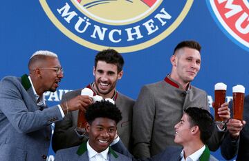 Jerome Boateng, Javi Martínez, David Alaba, Niklas Suele y James Rodríguez.