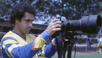 Action photo of Cristobal Ortega, America/Foto de acción de Cristobal Ortega, America/1985/ MEXSPORT / Juvagol-Mexsport
Action photo of Cristobal Ortega, America/Foto de accin de Cristobal Ortega, America/1985/ MEXSPORT / Juvagol-Mexsport