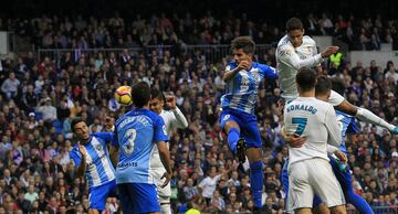 Casemiro heads in Toni Kroos's corner to put Real back in front.