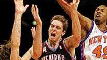 TODOTERRENO. Gasol, un seguro de vida lejos y cerca de la canasta.