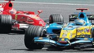 <b>SIEMPRE POR DELANTE. </b>Fernando Alonso ha dominado el Mundial desde la primera carrera, pero en Shanghai cedió el liderato ante Schumacher. Ahora el peligro es otro.