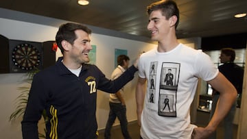 Casillas y Courtois en el MMO.