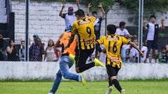 La brutal pelea entre jugadores y pasapelotas en Argentina