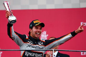 El circuito de Bakú le ha sentado bien al mexicano, ya que ahí ha logrado dos pódiums. El primero de ellos llegó bajo la denominación de GP de Europa, donde remontó posiciones y en la última vuelta rebasó a Kimi Räikkonen.