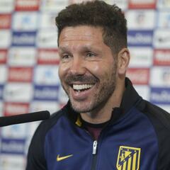 Simeone: "Tras mucho tiempo, competimos a la par del Madrid"