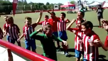 No hay pasión más pura que unos jugadores de 7 años: los 'peques', dándolo todo tras ganar