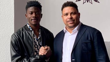 El buen rendimiento de Salisu 'desactualiza' su contrato en un a?o