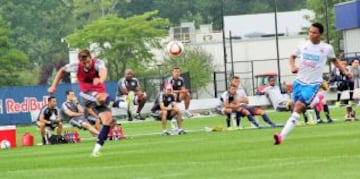 Colombia jugó en el campo de entrenamiento de los New York Red Bulls. El único convocado que no tuvo acción fue Macnelly Torres, quien se recupera de un golpe