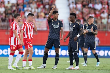 1-1. Jude Bellingham celebra el primer tanto que marca en el minuto 18 de partido.
