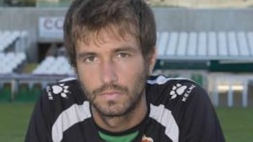 Antonio Longás jugador del Racing de Santander ha llegado a un acuerdo con el club para rescindir su contrato.