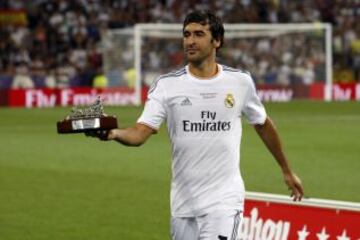 Trofeo Santiago Bernabeu. Homenaje a Raul.