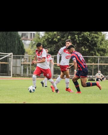 Josué Filun defendiendo a Valdivia. Hoy busca un lugar en Alemania.