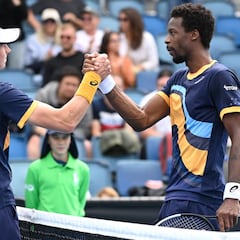 Ruusuvuori echa a Monfils y el francés se derrumba