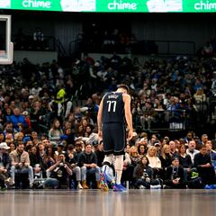 Alarma Doncic: exhibición con lesión