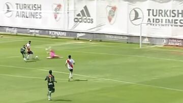 El doblete de Flabián Londoño en la victoria de la reserva de River