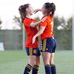 La Rojita se toma la venganza en su doble amistoso ante Rusia